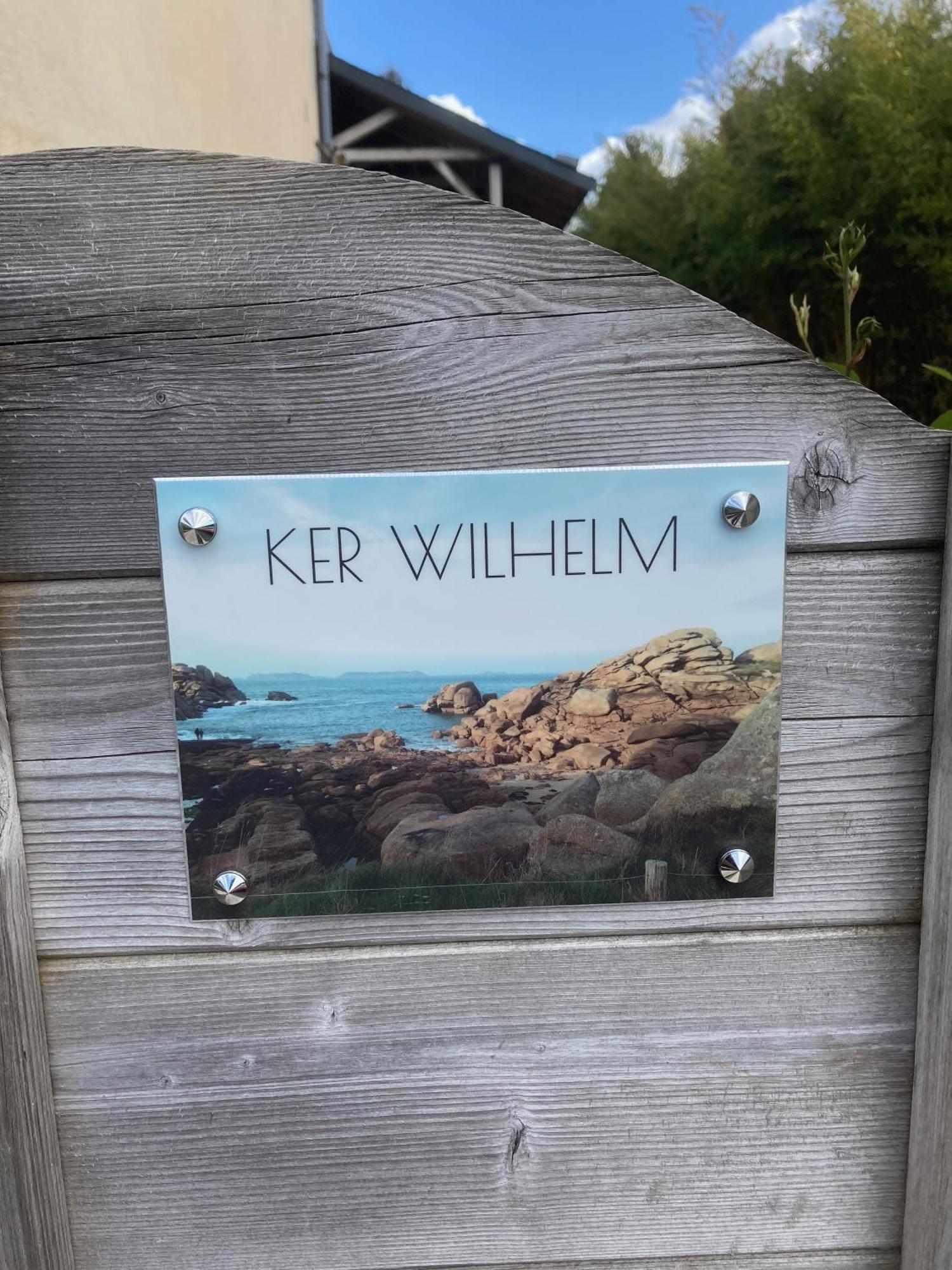 Ker Wilhelm Apartamento Ploubezre Exterior foto